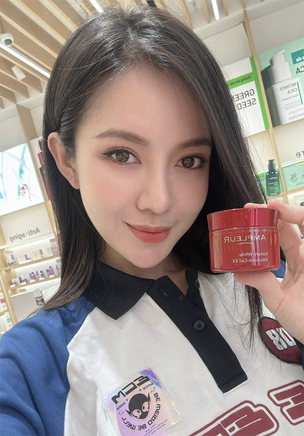 MC Thể thao Nguyễn Tú Linh