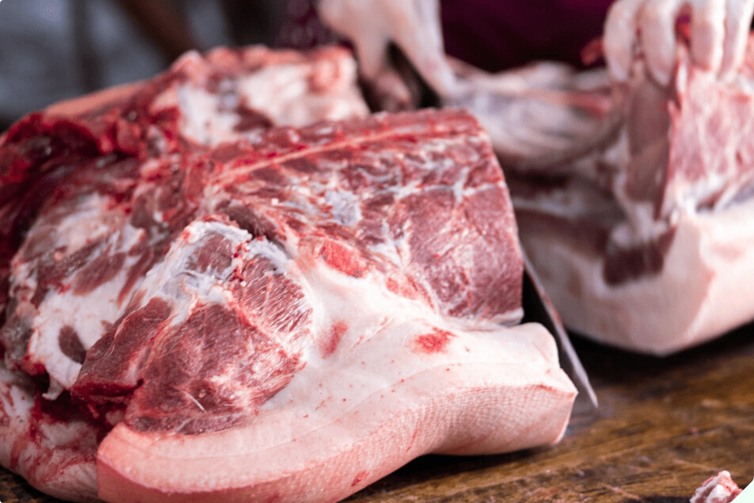 Mua thịt lợn nên chọn miếng sẫm hay nhạt màu? Cứ nhìn kỹ 3 điểm, người bán thịt tài mấy cũng không lừa được bạn - 7