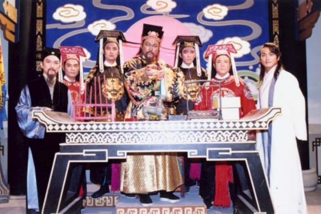 Hà Gia Kính vừa tiết lộ về kỷ niệm khi đóng phim.