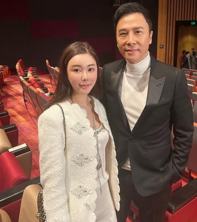 Cô quen biết rất nhiều nghệ sĩ lớn trong đó có Chung Tử Đơn.