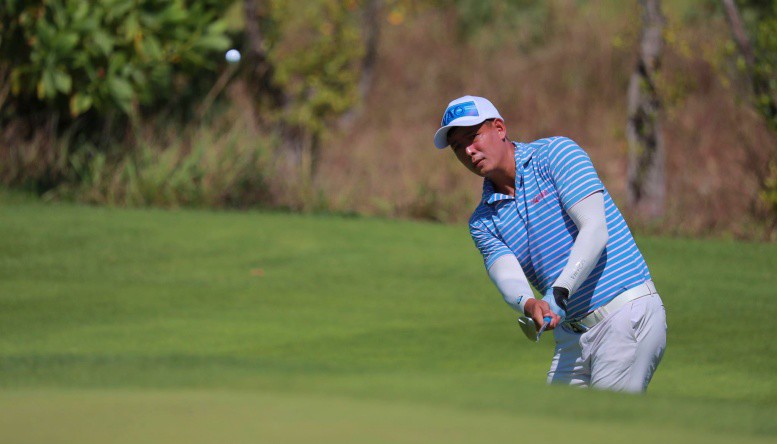 Để giữ được phong độ hình thể gọn gàng, vẻ ngoài trẻ trung và tràn đầy sức sống, Bình Minh lựa chọn theo đuổi golf nhiều năm qua.