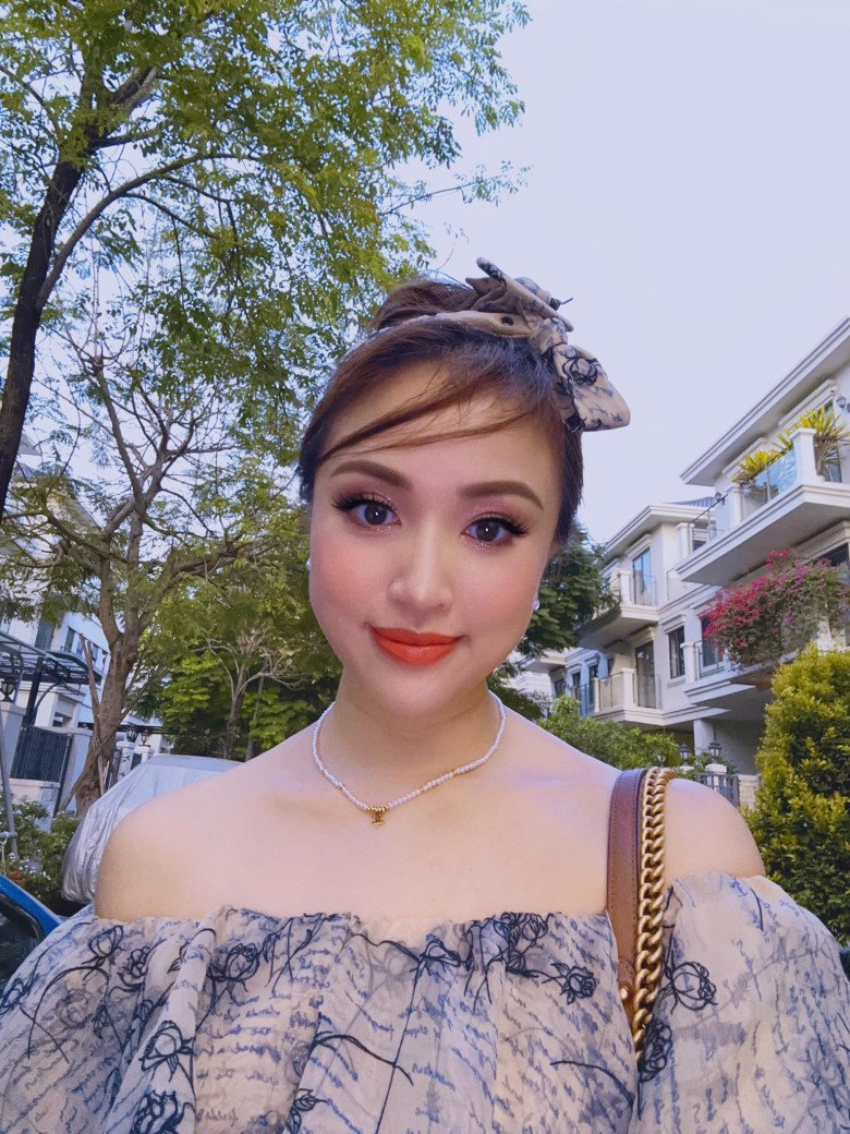 Vân Hugo lên tiếng tố bạn quỵt nợ 30 triệu đồng.