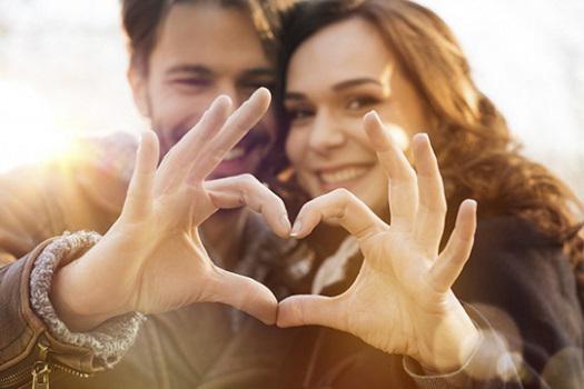 Hạnh phúc là một trong những lợi ích mà tình dục khi mang thai có thể mang lại.