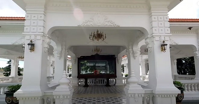 Choáng ngợp căn biệt phủ của đại gia nổi tiếng nhất nhì Long An, ít ai được vào trong - 4