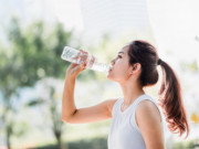 Clip Eva - Uống nước và 3 việc cực dễ khiến ung thư sẽ sợ hãi tránh xa