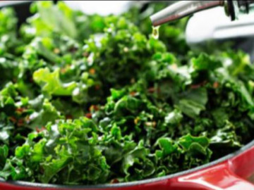 4 loại rau xanh đậm ăn nhiều sẽ giúp trẻ lâu, chống ung thư