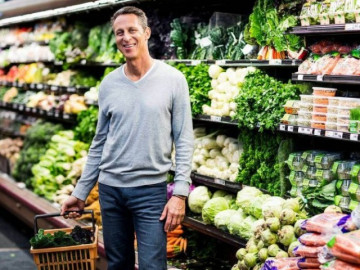 Bác sĩ 63 tuổi khoe trẻ hơn 20 năm trước, có thể sống tới 100 tuổi nhờ công thức ai cũng dùng được