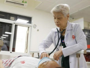 Sức khỏe - Nữ bác sĩ Sài Gòn U90 vẫn đi làm mỗi ngày, 50 năm mắc tiểu đường nhưng vẫn khỏe mạnh nhờ một quy tắc này