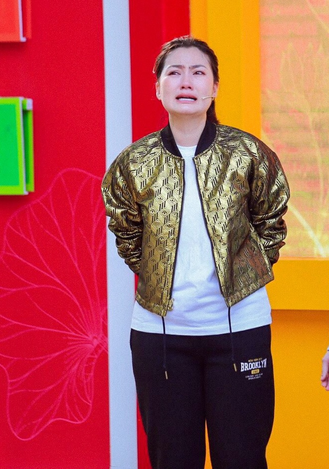 Ngọc Lan cho biết thường tâm sự với di ảnh cha ruột khi gặp khó khăn trong cuộc sống.