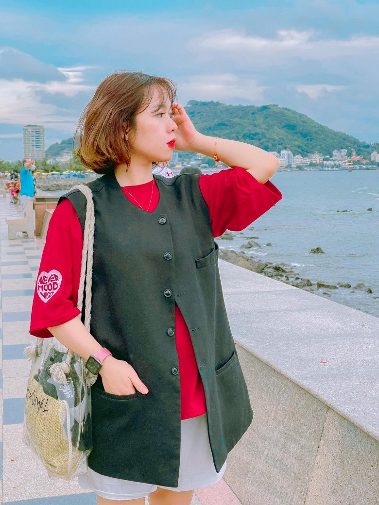  Cơ thể Linh không thay đổi nhiều khi mang bầu.