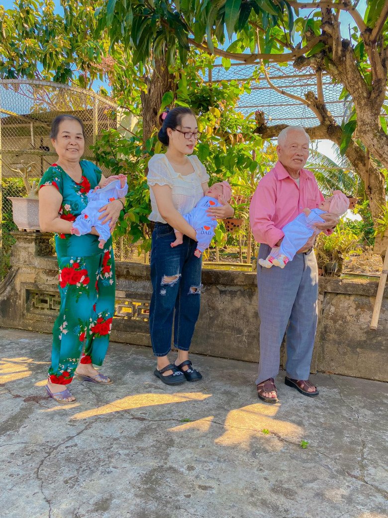 5 năm hiếm muộn phải nhờ cậy IVF, mẹ bầu chuyển 2 phôi được hẳn 3 thiên thần - 6