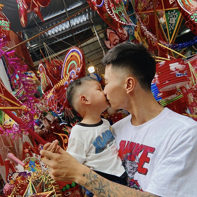 Anh tiết lộ vợ con chính là nguồn động lực giúp anh phát triển sự nghiệp.