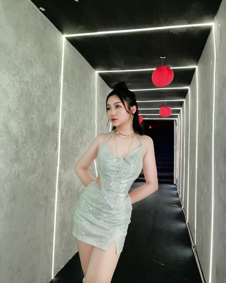 Mới đây, Kellie đã quay trở lại mạng xã hội. Tuy nhiên vẫn im ắng trên con đường ca hát.
