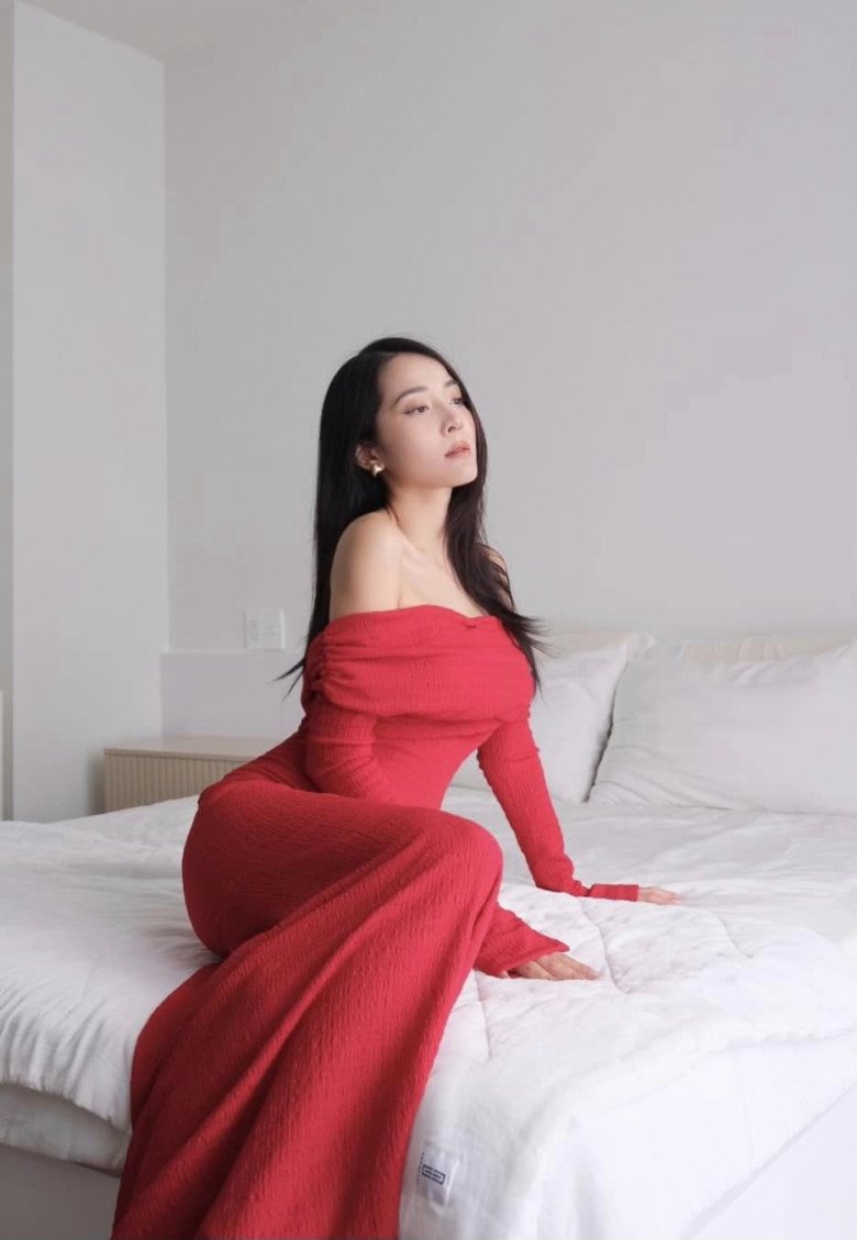 amp;#34;Tình địch Hương Giangamp;#34; chia sẻ vết mổ gây ám ảnh, tiết lộ cách đối xử của chồng và dáng amp;#34;hènamp;#34; của bản thân - 13