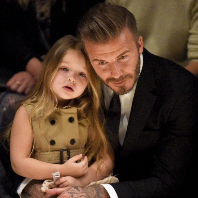 Ái nữ duy nhất của David Beckham càng lớn càng đẹp, 12 tuổi trổ mã cao vượt trội - 2