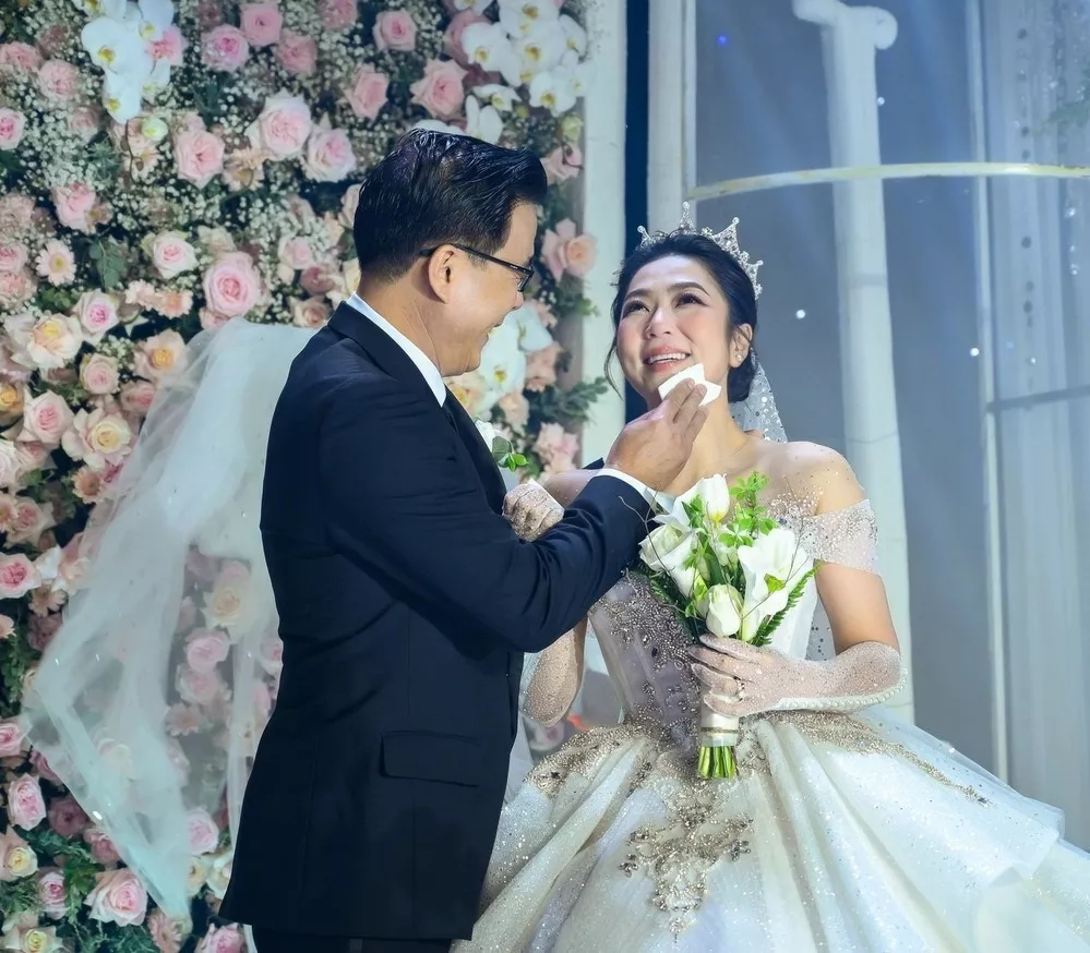 Cuộc hôn nhân ồn ào của Hà Thanh Xuân với vua cá Koi kéo dài chưa tròn 1 năm.