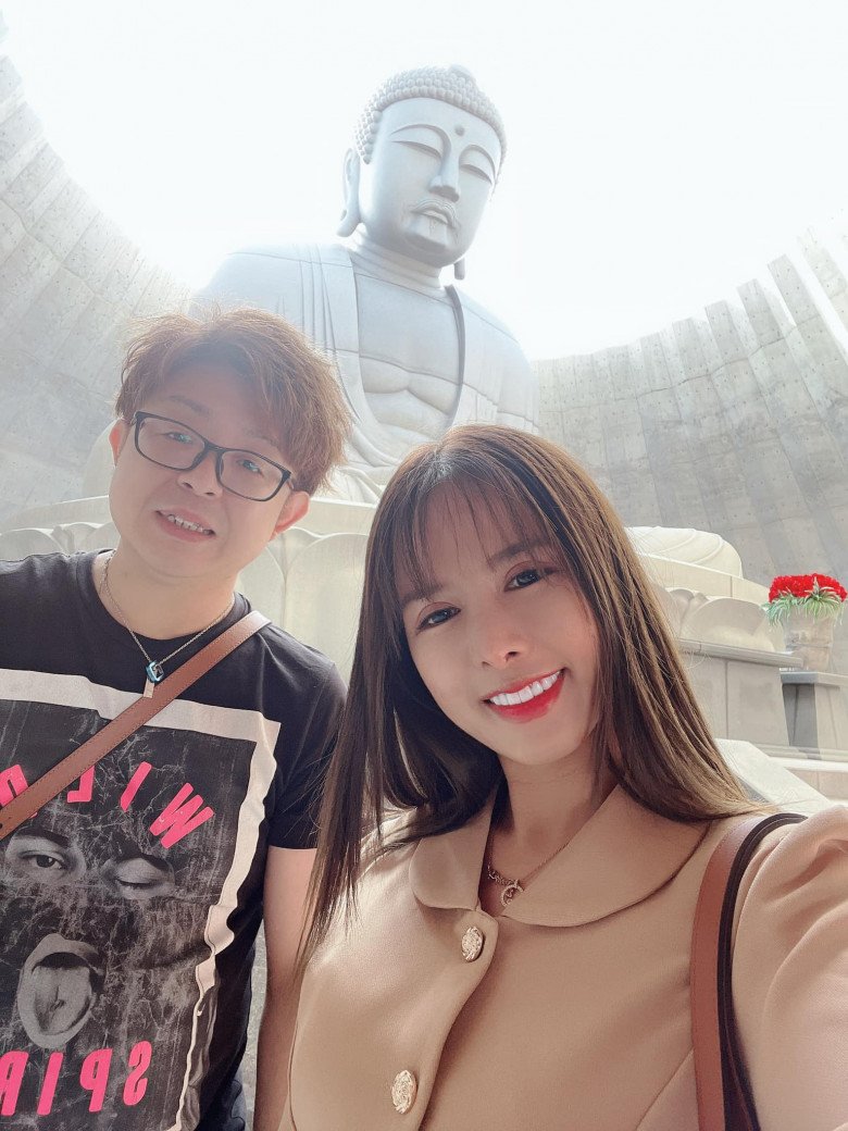 Đức Nhân cũng chia sẻ lý do không thụ tinh ống nghiệm tại Nhật Bản mà về Việt Nam tìm con.