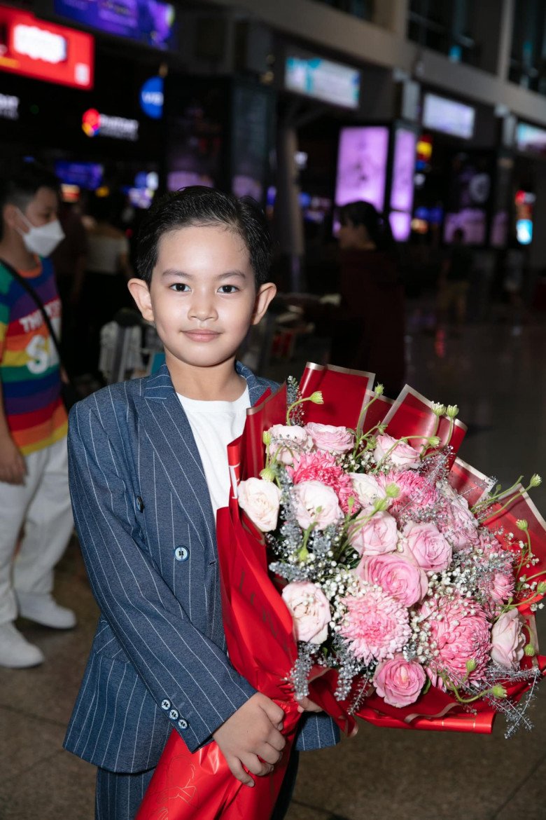 Quý tử điển trai nhà Khánh Thi Phan Hiển: 7 tuổi cao gần bằng bố, giành 8 HCV một cuộc thi nhảy - 11
