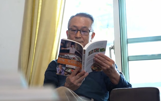 Giáo sư mắc ung thư gan, dự đoán chỉ sống được 3 tháng, nhờ thực hiện 10 việc đơn giản đã sống thêm 15 năm - 3