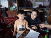 Tin tức - Bé trai Cần Thơ vừa biết nói đã đọc được chữ tiếng Việt và tiếng Anh, tài năng hiện tại còn gây ngỡ ngàng hơn