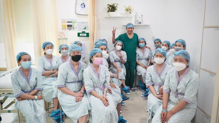 Bác sĩ Cao Hữu Thịnh trở thành ân nhân của hàng ngàn cặp vợ chồng hiếm muộn.