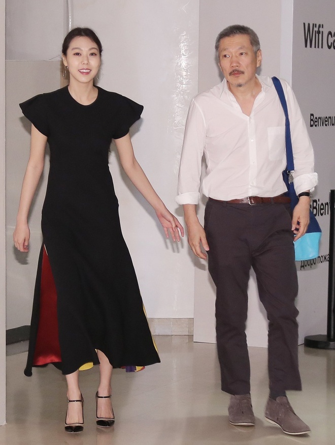 Khán giả đến giờ vẫn không chấp nhận tha thứ cho Kim Min Hee và Hong Sang Soo.