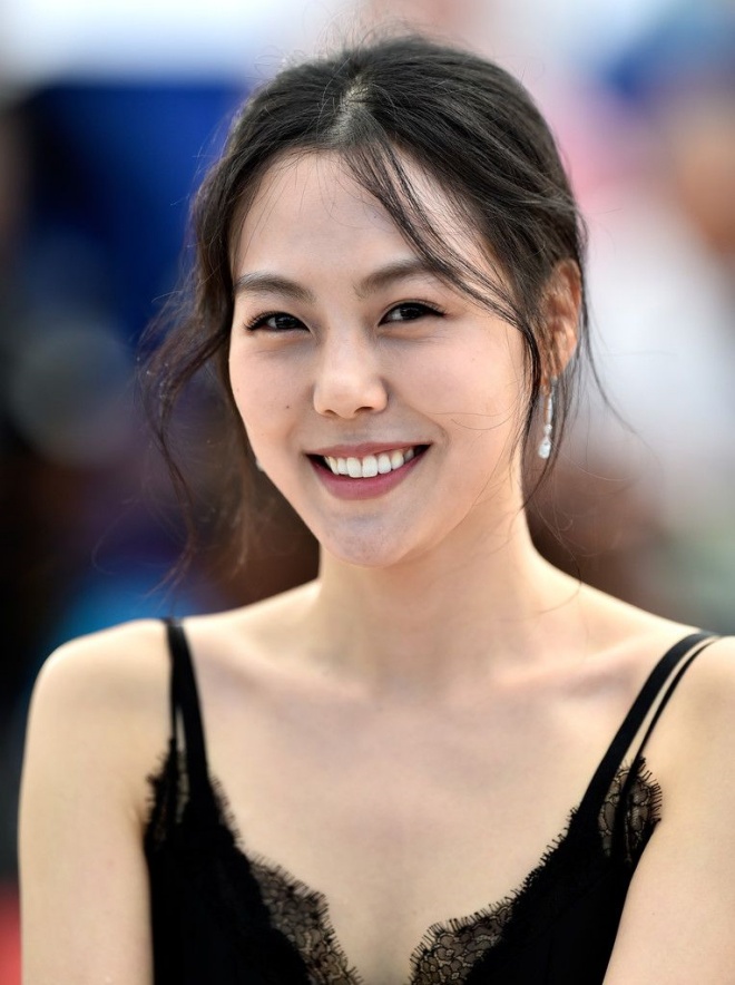 Nhiều người thấy tiếc cho Kim Min Hee khi cô đâm đầu vào yêu người đàn ông có vợ.