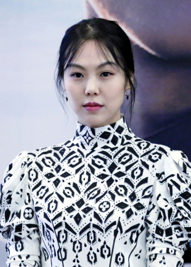 Kim Min Hee qua 8 năm vẫn sống chung cùng người tình.