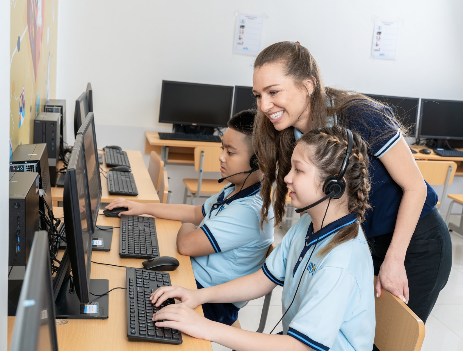 Đồng hành và hỗ trợ học sinh toàn diện với chương trình Hỗ trợ học thuật