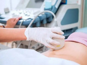 Chuẩn bị mang thai - Bác sĩ hiếm muộn “tiết lộ” mức độ đau và quy trình chọc hút trứng chuẩn, mẹ thụ tinh ống nghiệm nên nắm rõ