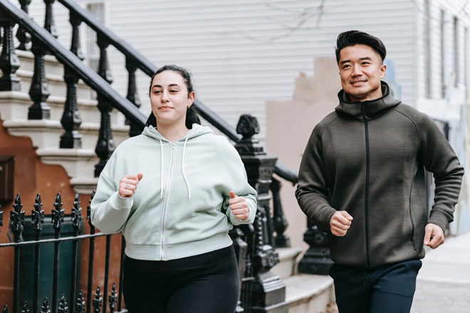 Giáo sư trường Y Harvard trẻ lại 10 tuổi chỉ nhờ 4 thói quen, đặc biệt thích một thứ làm từ lá trà xanh - 3