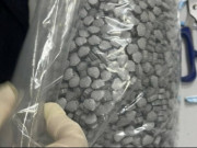 Tin tức - Vietnam Airlines lên tiếng về thông tin tiếp viên bị bắt giữ do nghi ngờ mang theo ma túy và thuốc lắc