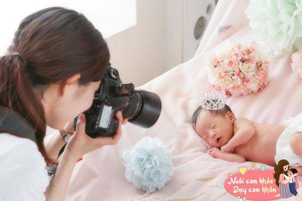 Bé sơ sinh quấy khóc sau buổi chụp hình, đến bệnh viện kiểm tra, kết quả khiến mẹ suýt amp;#34;ngất xỉuamp;#34; - 4