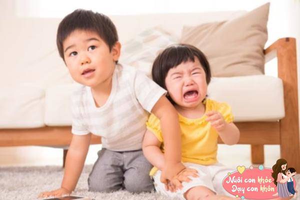 4 khác biệt giữa một đứa trẻ amp;#34;hở tí là khóc nhèamp;#34; và đứa trẻ cố gắng nín khóc khi lớn lên - 6