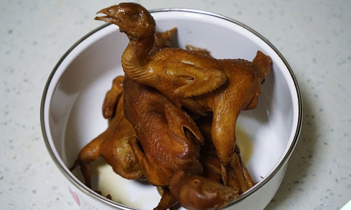 Thịt con bé tí được ví là “sâm động vật”, nấu lên ngon và bổ hơn thịt gà nhưng ít người biết ăn - 9