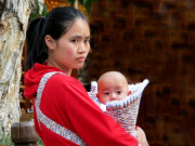 Bà bầu - Vừa về ngoại ở cữ ít hôm thì mẹ chồng đùng đùng gọi lên, biết lý do tôi giận tím mặt