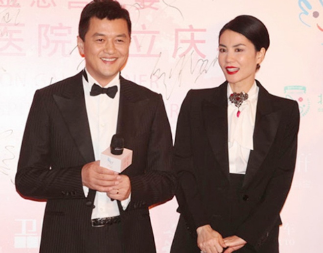 Vương Phi đề xuất cho con gái ra nước ngoài mới được Lý Á Bằng đồng ý.