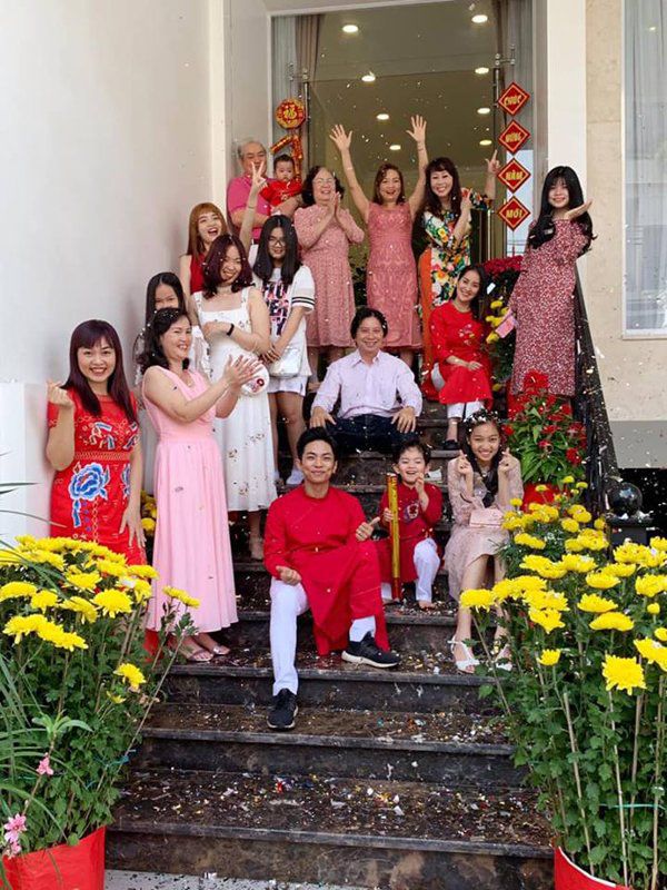 Gia đình Phan Hiển có truyền thống kinh doanh lâu đời tại TP.HCM.