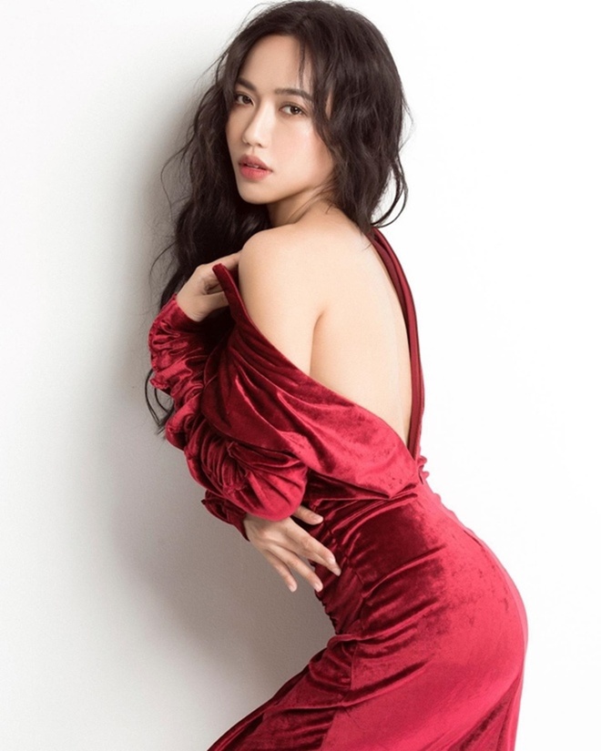 Sở hữu nhan sắc xinh đẹp, Diệu Nhi còn gây ấn tượng bởi lối diễn xuất hài hước, tự nhiên, mang lại tiếng cười cho khán giả.