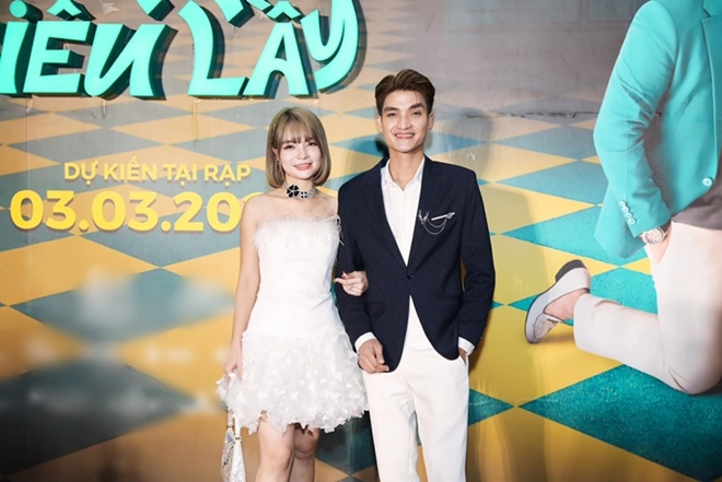 Trong buổi họp báo phim, Thảo Vy - bà xã Mạc Văn Khoa cũng có mặt để ủng hộ dự án mới của chồng. 