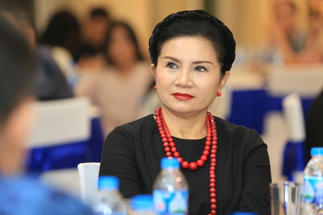 Ông bố chồng khiến khán giả căm ghét trên sóng giờ vàng, số khổ amp;#34;ámamp;#34; từ phim ra đời thường - 7