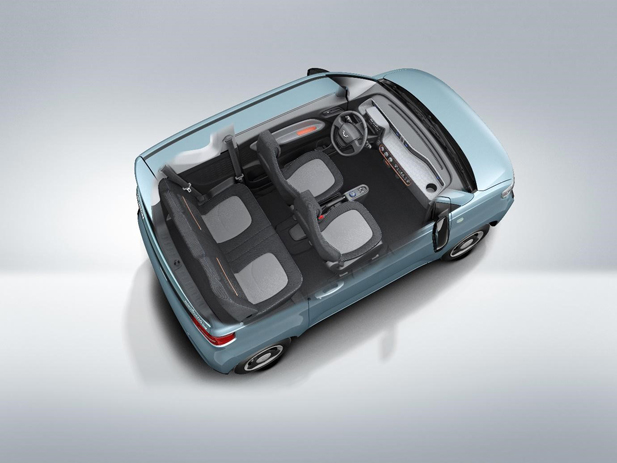 Wuling HongGuang MiniEV sở hữu nhiều lợi ích hơn hẳn xe máy thông thường