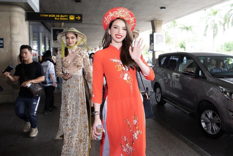 amp;#34;Chị em sinh đôiamp;#34; của Hoa hậu Kỳ Duyên đến Việt Nam, diện áo dài cưới xinh như cô dâu - 1