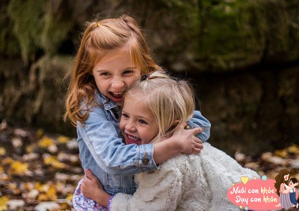 Người Đan Mạch cố gắng dạy con tìm ra các khía cạnh tươi sáng của vấn đề, từ đó nảy sinh sự đồng cảm, thấu hiểu.