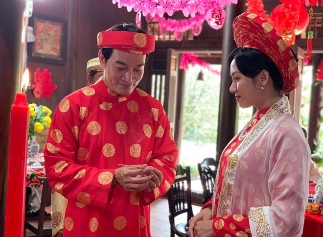 amp;#34;Đối thủamp;#34; Angela Phương Trinh bị tố amp;#34;bê đồamp;#34; cũ đi quay phim mới, lại rơi nước mắt vì cùng một người đàn ông - 6