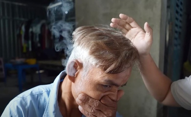 Anh bảo hiện tại thấy sức khoẻ bình thường, vẫn nghe được bình thường.