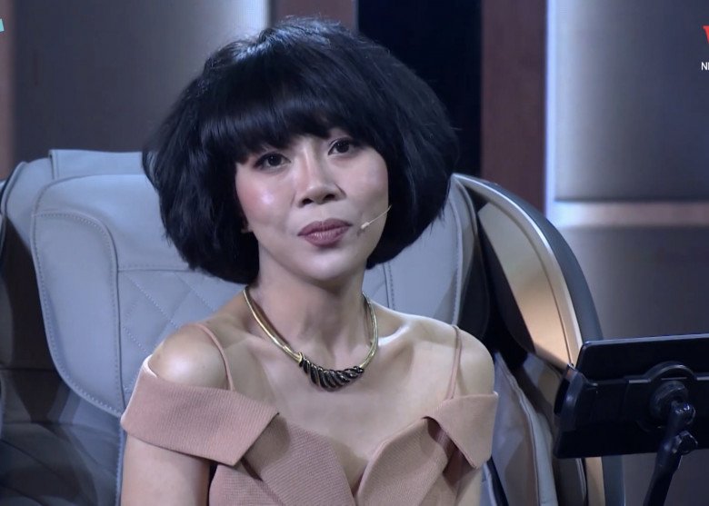 MC Trác Thúy Miêu cho rằng: Nghệ sĩ thù lao bằng người ta đi làm 1 năm mới có được. Vậy việc đòi được đối xử như một người bình thường thì đâu có được.