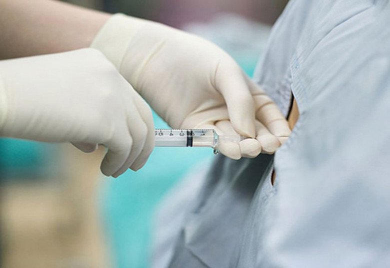 Bác sĩ gây mê đứng đầu trong danh sách những nghề nghiệp có thu nhập cao 2023.