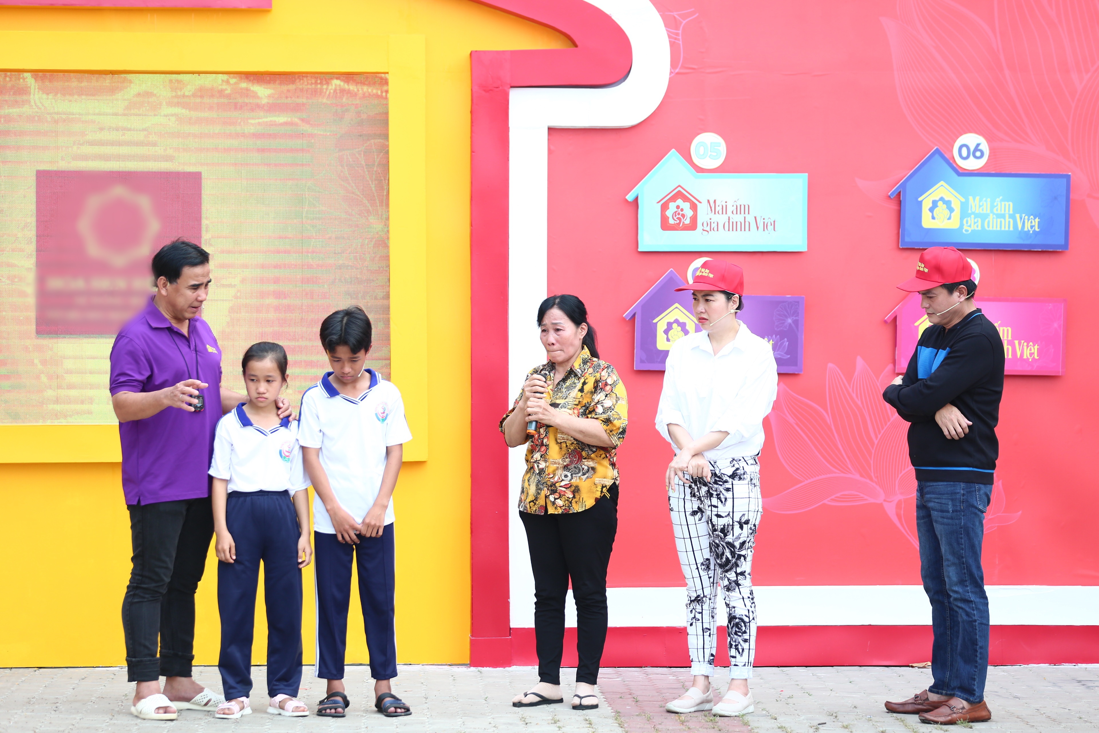 Diễn viên Lê Khánh tiết lộ về căn bệnh mắc phải khi lần đầu mang thai, cảnh chồng amp;#34;hộ tốngamp;#34; đi quay gây chú ý - 8