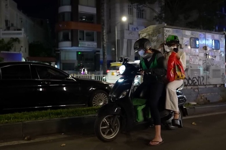 Nàng hậu trải qua những thử thách khó nhằn.